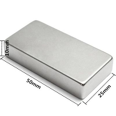 最大作業温度は60°C NdFeB磁石 N52 超強いブロック 50x25x10mm ネオジム