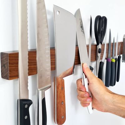 2000年以来,私たちの専門的な木の磁気ナイフストリップを製造しています キッチン