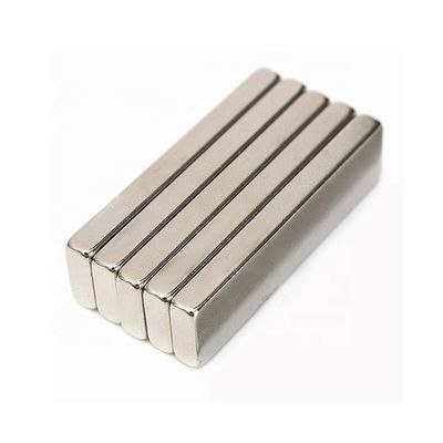 性能のために長方形の強力な2.5'x0.4'x0.2' N45ネオジム磁石