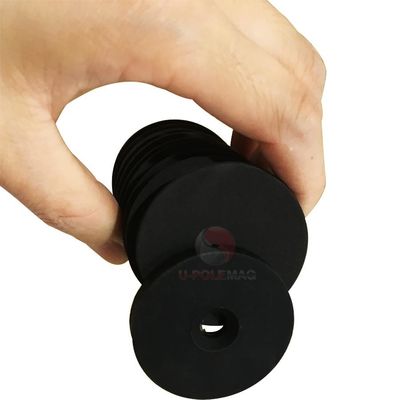 D43 D66 D88mm ゴムで覆われたポットマウント磁石
