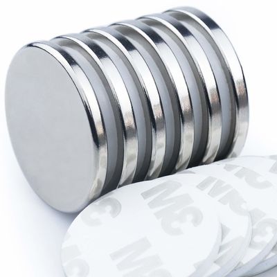 ニコニウムコーティングカスタム NdFeB磁石 N35 N42 N48 N52 3M接着剤付きネオジウムディスク磁石