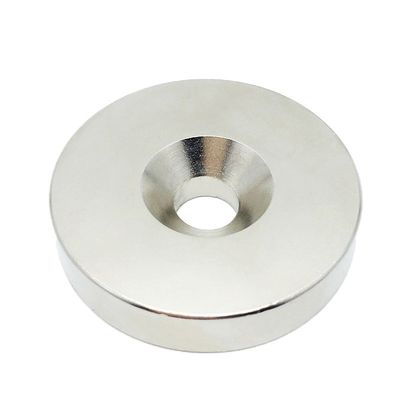 N52 工業磁石形ポット/カップ形と反沈穴のネオジウム磁石