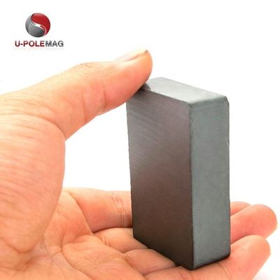 ISO9001 2000 認定 C8 6x4x1" 水ポンプ用フェライトブロックセラミック磁石 耐久性