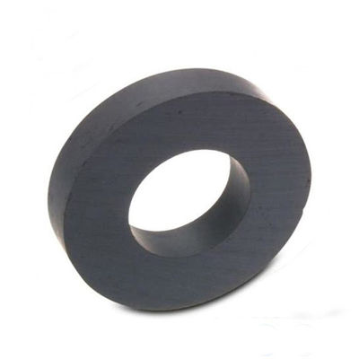 ±0.05mm 許容 D200x110x20mm C8 フェライトリング磁石 スピーカー処理サービス