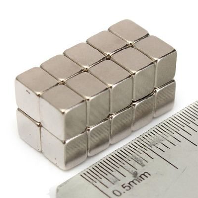 最大作業温度 80度 N35 キューブ ネオジウム磁石 強い稀土磁石