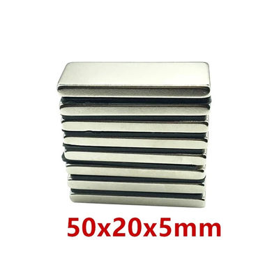 恒久的なネオジウム棒磁石 稀土のNdFeB磁石 双面 35 x 20 x 5mm