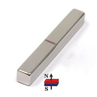 恒久的なネオジウム棒磁石 稀土のNdFeB磁石 双面 35 x 20 x 5mm