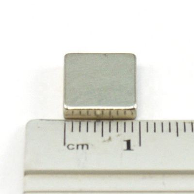恒久的なネオジウム磁石ブロック 10mm 強い長方形 NdFeB 稀土磁石